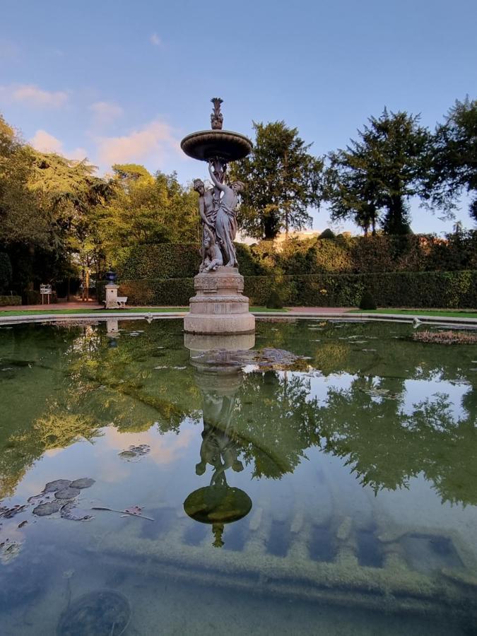 La Maison De Venus Lucon Luaran gambar